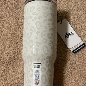 HydraPeak Artisan Collection Leopard Print Tumbler - Light Gray